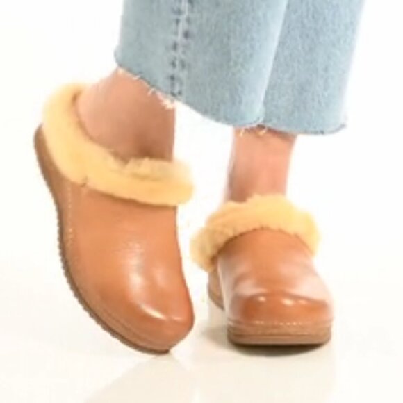 NEW  Dansko Magda Leather and Sheepskin clog in tan for women   1125 6s3 - Picture 12 of 13